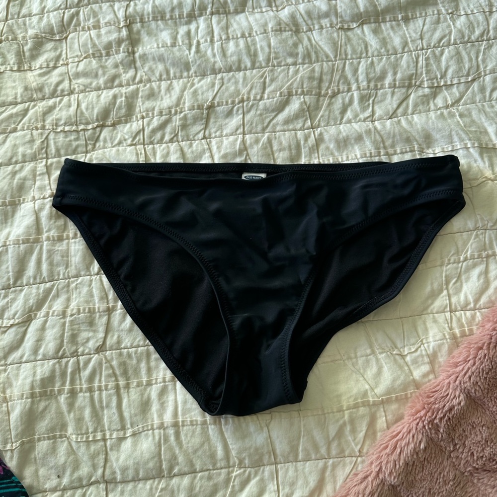 Old navy size medium swim bottoms